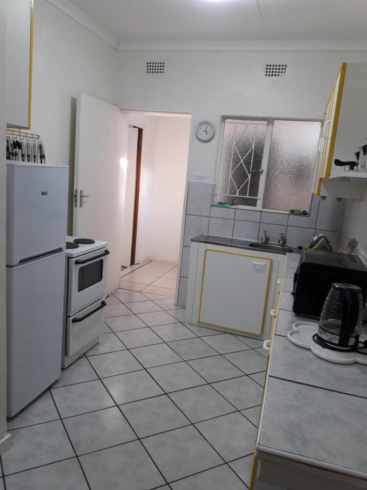 Protea Park Self Catering Guesthouse Rustenburg Dış mekan fotoğraf