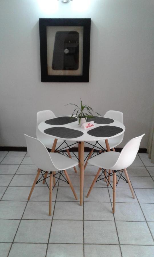 Protea Park Self Catering Guesthouse Rustenburg Dış mekan fotoğraf